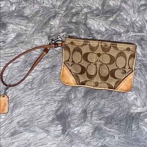 Coach Wristlet! ✨
